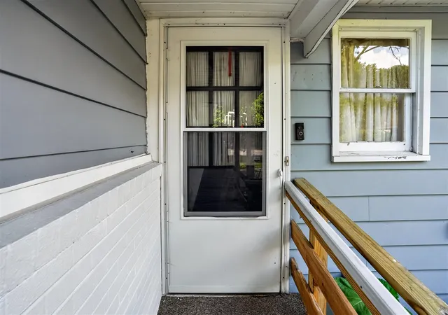 Photo 3 of Single family home for sale at 2410 Rossiter Pl, Lansing, MI 48911 | MLS# 70554745 | Listing updated on 2026-09-03