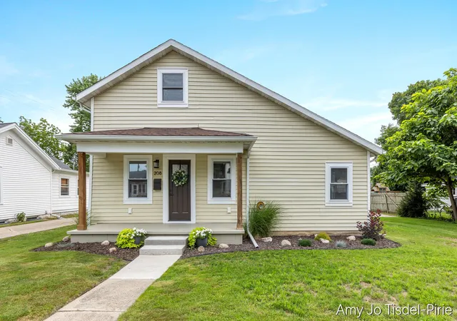 1st image of 208 N Webster St, Greenville, MI 48838 | MLS# 70553373