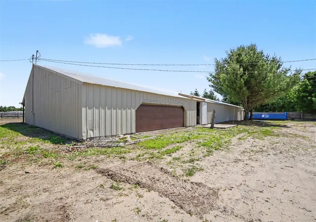 3rd image of 1904 N 48Th Ave, Mears, MI 49436 | MLS# 70541946