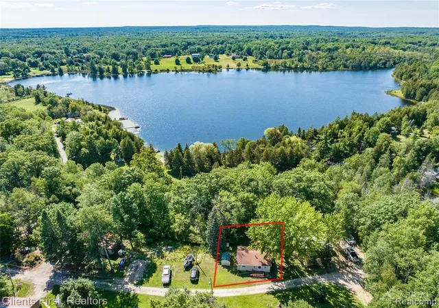 2nd image of 5316 Birchwood Ave, Gladwin, MI 48624 | MLS# 61018375