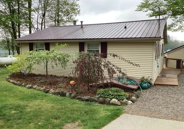 Homes for sale in Le Roy, MI | 302 & 304 Eastland Dr, Le Roy, MI 49655 | MLS# 70531882
