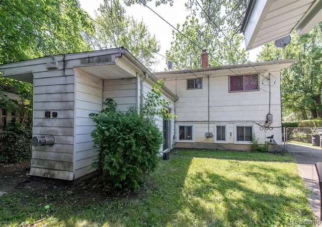 Photo 3 of Single family home for sale at 29456 Edward Dr, Inkster, MI 48141 1033 | MLS# 61011364 | Listing updated on 2026-08-25