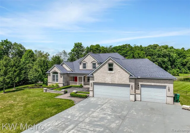 Photo 4 of Single family home for sale at 65884 Windrose Ct, Ray, MI 48096 | MLS# 60978793 | Listing updated on 2026-07-31