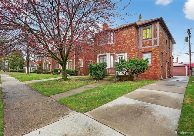 Photo 2 of Sale Pending at 19921 Warrington Dr, Detroit, MI 48221 1825 | MLS# 61011498 | Listing updated on 2026-08-26