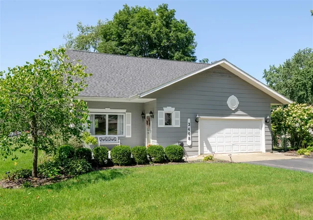 Photo 1 of Single family home for sale at 3408 Locust Ln, Saint Joseph, MI 49085 | MLS# 70554081 | Listing updated on 2026-09-13