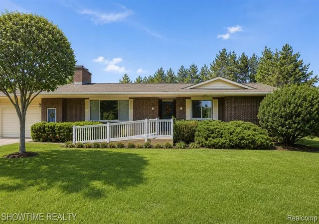 1st image of 1661 Madeline Dr, Lapeer, MI 48446 | MLS# 61003824
