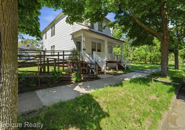 Photo 2 of Single family home for sale at 2971 Beals St, Detroit, MI 48214 | MLS# 60996940 | Listing updated on 2026-07-07