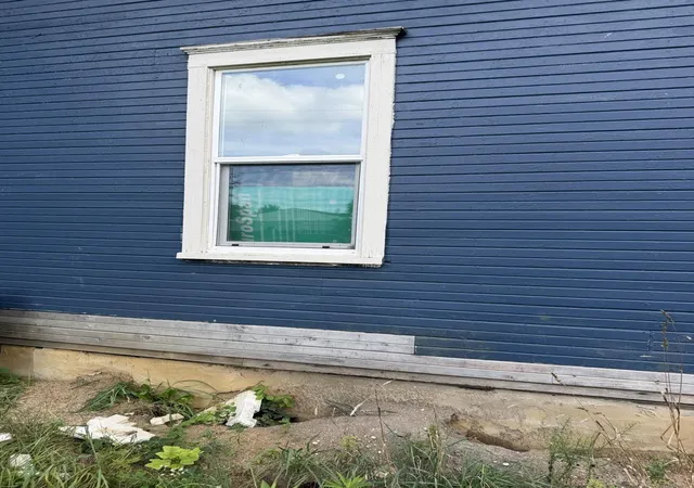 Photo 3 of Sale Pending at 411 S Mulberry St, Marshall, MI 49068 | MLS# 50220218 | Listing updated on 2026-09-17