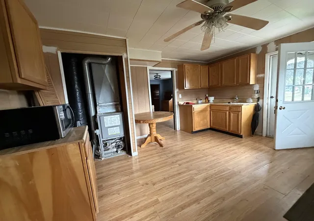 Photo 4 of Single family home for sale at 701 N Catherine St, Bay City, MI 48706 | MLS# 50219453 | Listing updated on 2026-10-19