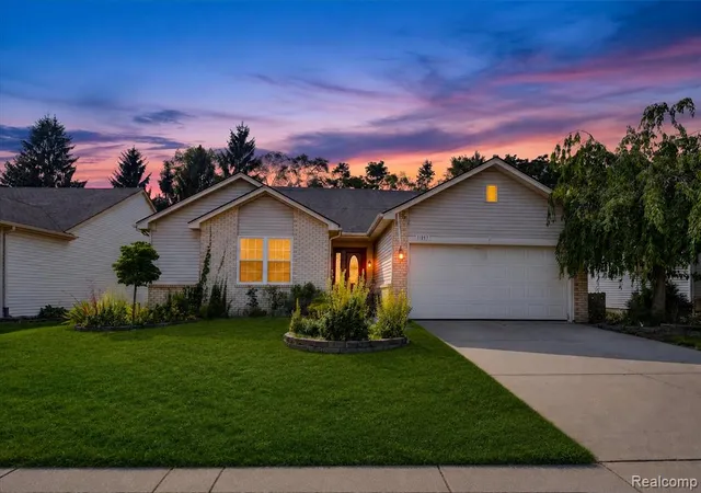 2nd image of 11897 Chase Blvd, Livonia, MI 48150 5039 | MLS# 61024252