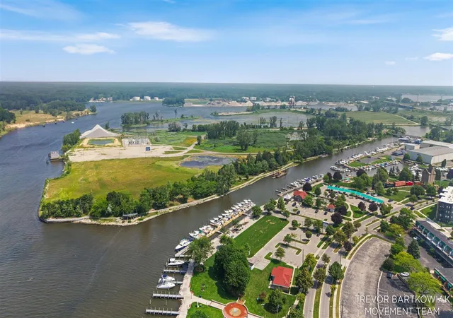 Homes for sale in Grand Haven, MI | 110 N Harbor Dr #310, Grand Haven, MI 49417 | MLS# 70542956
