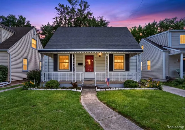1st image of 410 N Alexander Ave, Royal Oak, MI 48067 | MLS# 61016771