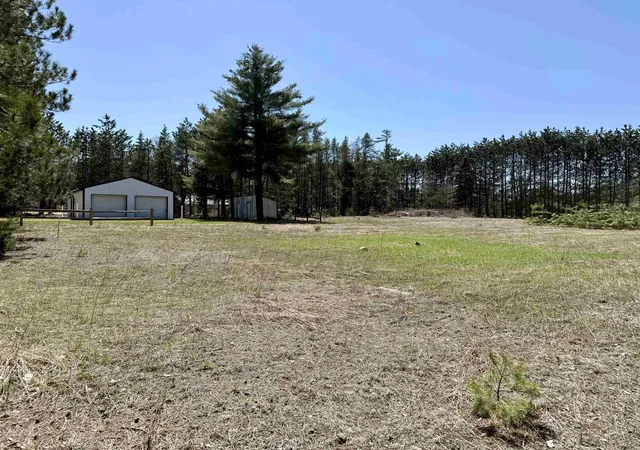 Homes for sale in Cadillac, MI | 3044 S 29 Rd, Cadillac, MI 49601 | MLS# 80067182
