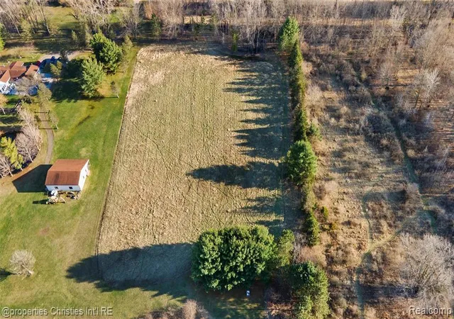 Homes for sale in Metamora, MI | E Hunters Creek Rd, Metamora, MI 48455 | MLS# 60983614