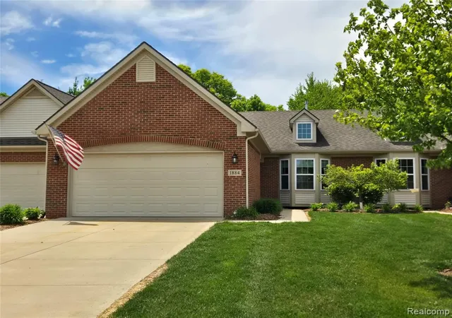 Homes for sale in Howell, MI | 1884 Egret Pointe, Howell, MI 48843