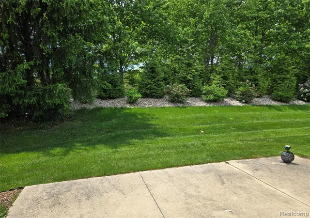Homes for sale in Brighton, MI | 1884 Egret Pointe, Brighton, MI 48114 | MLS# 60999655