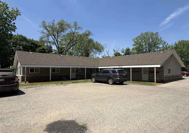 Homes for sale in Mount Pleasant, MI | 1019 E Broadway St, Mount Pleasant, MI 48858 | MLS# 80070063