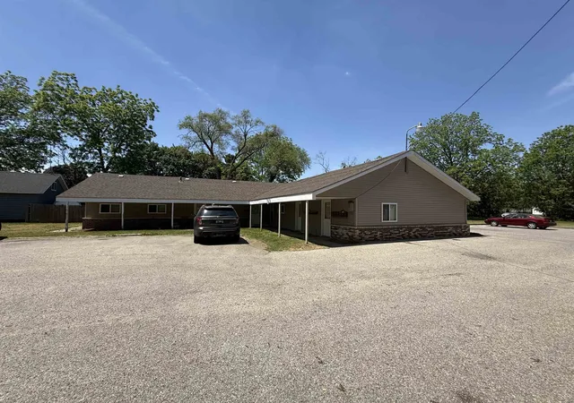 Homes for sale in Mount Pleasant, MI | 1019 E Broadway St, Mount Pleasant, MI 48858 | MLS# 80070063