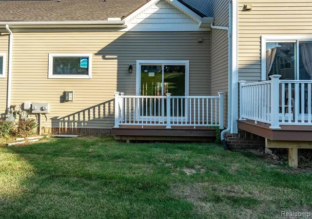 3rd image of 11306 Woodruff Lake, Brighton, MI 48116 | MLS# 60316179