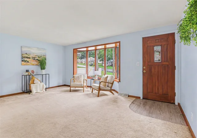 Homes for sale in Comstock Park, MI | 4818 Kittery Dr, Comstock Park, MI 49321 | MLS# 70540011