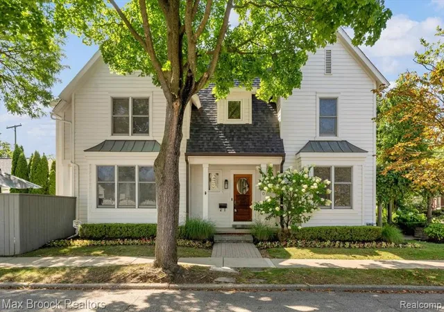 Photo 2 of Single family home for sale at 1080 Bennaville Ave, Birmingham, MI 48009 | MLS# 61023004 | Listing updated on 2026-08-30