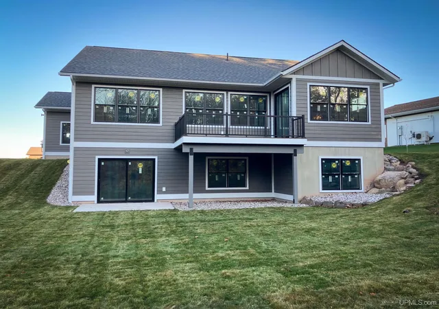 2nd image of 1914 Langford Dr, Marquette, MI 49855 | MLS# 50219356