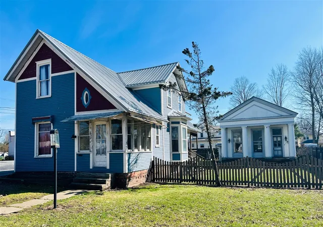 2nd image of 1008 Oak St, Niles, MI 49120 | MLS# 70509646