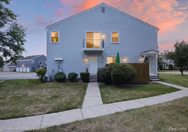 Photo 31 of Sale Pending at 23672 N Rockledge, Novi, MI 48375 | MLS# 61025538 | Listing updated on 2026-09-04