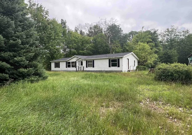 1st image of 1600 Patty K Ln, Harrison, MI 48625 | MLS# 50212862