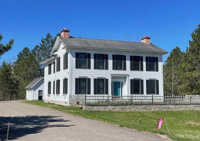 1st image of 152 Brewer Dr, Marquette, MI 49855 | MLS# 50207411