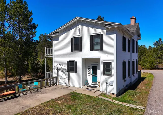 5th image of 152 Brewer Dr, Marquette, MI 49855 | MLS# 50207411