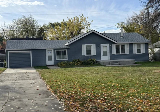 Photo 2 of Single family home for sale at 14936 Alberta Ave, Warren, MI 48089 | MLS# 70512043 | Listing updated on 2026-08-28