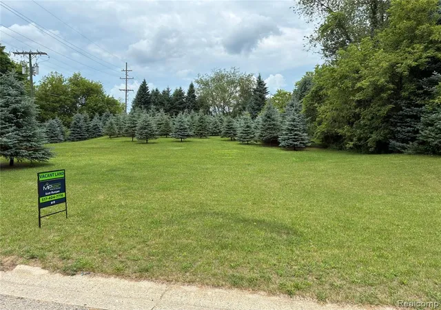 1st image of 0 Amber Glen Dr, Howell, MI 48843 | MLS# 61010201