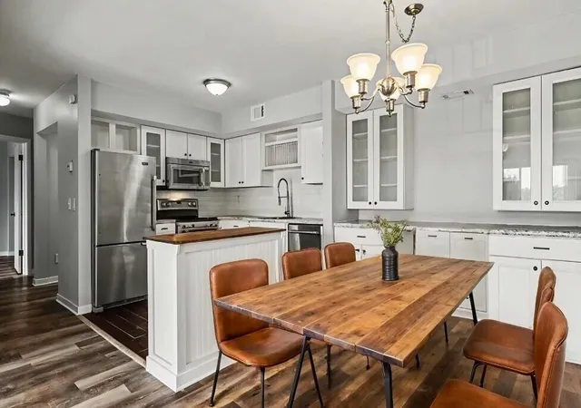 Homes for sale in Kalamazoo, MI | 734 W Kilgore Rd #303, Kalamazoo, MI 49008 | MLS# 70535556