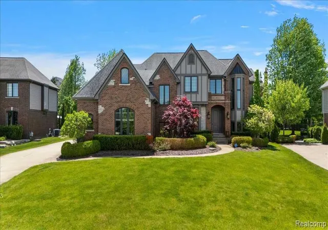 1st image of 2885 Ambleside Ct, Rochester, MI 48306 | MLS# 60996133