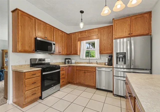 Homes for sale in Kentwood, MI | 341 Nora St, Kentwood, MI 49548 | MLS# 70540901