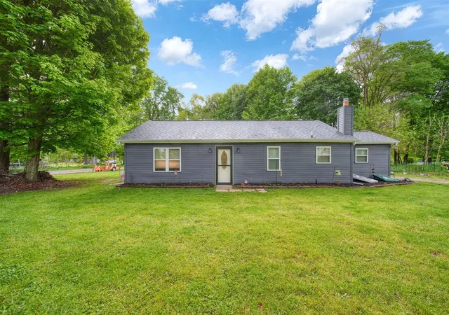 Homes for sale in Concord, MI | 3293 Albion Rd, Concord, MI 49237 | MLS# 70533185