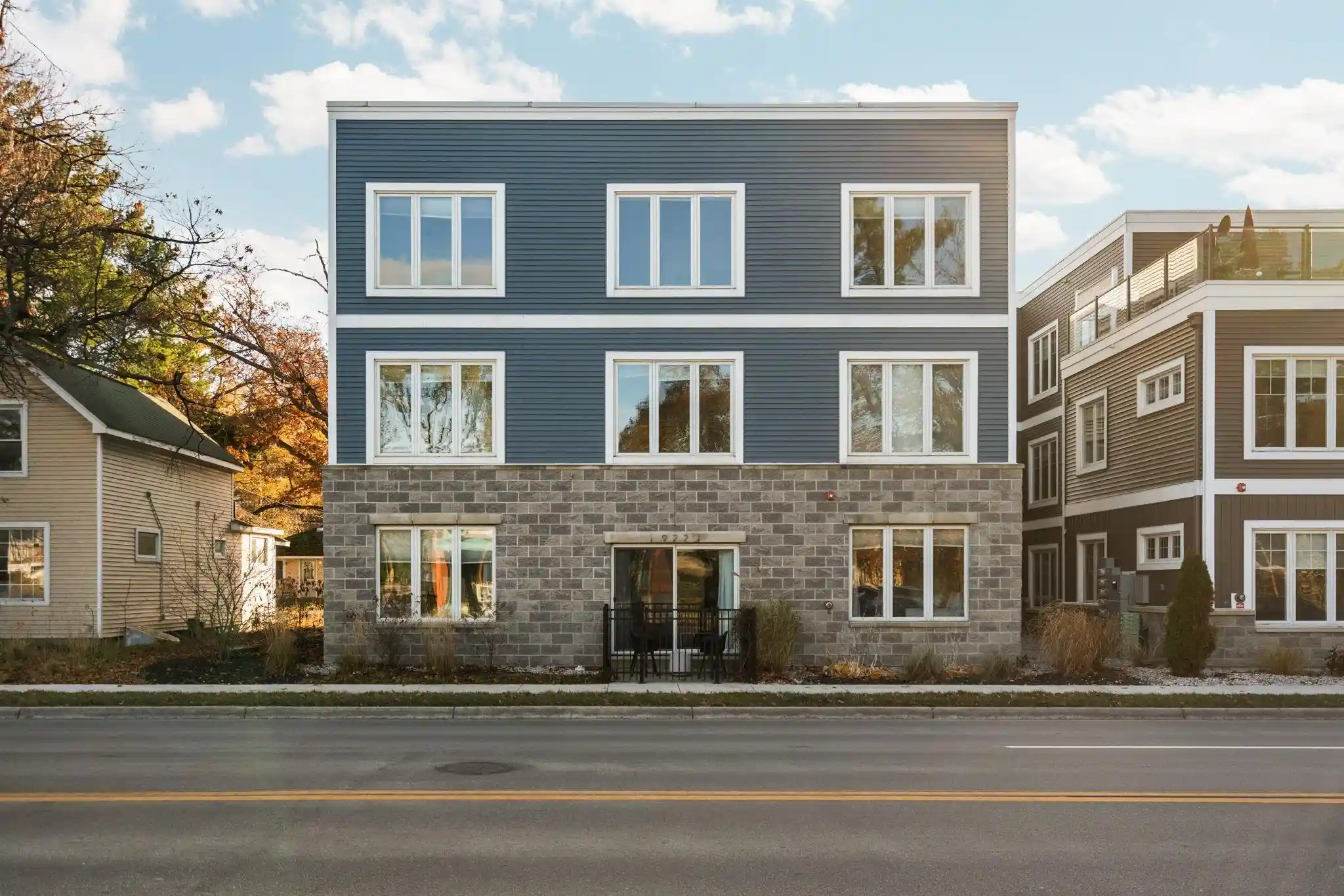 Listing Photo 1 - Condo for sale in 922 E Front St located at 922 E Front St, Traverse City, MI 49686 - Unit 922 E Front St