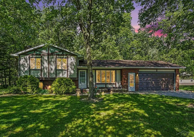 Homes for sale in Essexville, MI | 177 N Cotter Rd, Essexville, MI 48732 | MLS# 50210472