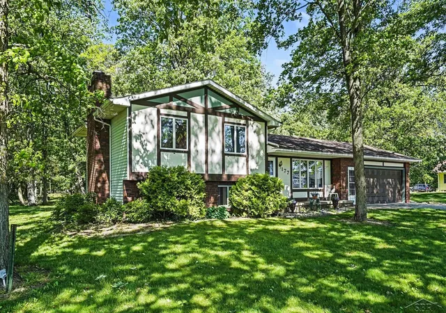 Homes for sale in Essexville, MI | 177 N Cotter Rd, Essexville, MI 48732 | MLS# 50210472