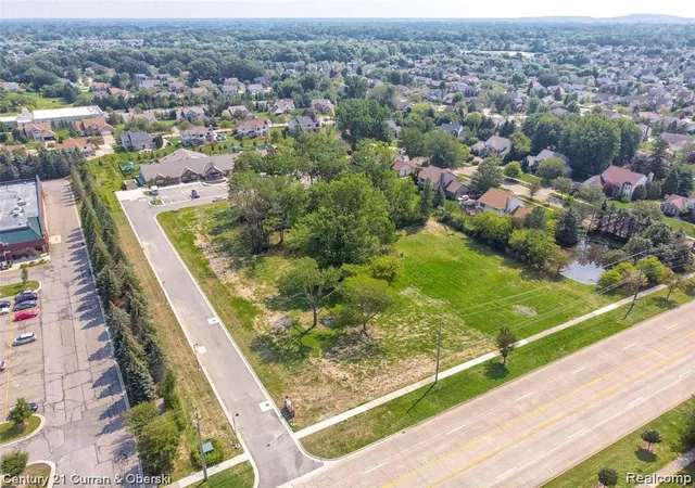4th image of 345 S Canton Center Rd, Canton, MI 48188 | MLS# 60397621