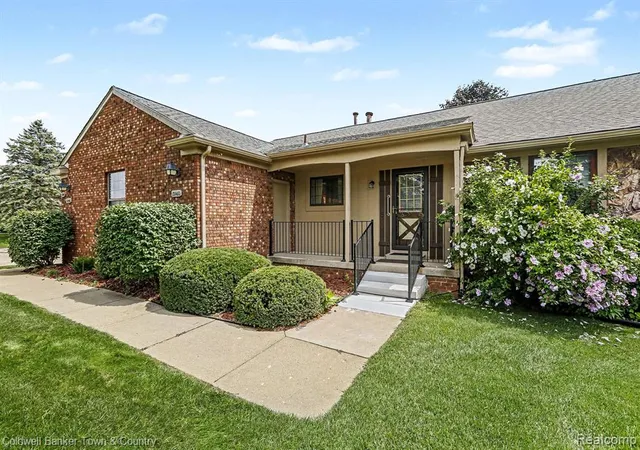 1st image of 12460 Cambridge Blvd, South Lyon, MI 48178 | MLS# 61020435