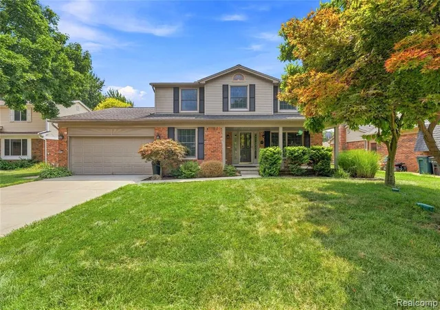 1st image of 2066 Jeffrey Dr, Troy, MI 48085 | MLS# 61020442