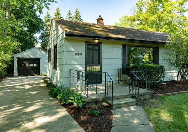 Photo 2 of Sale Pending at 7425 Ann Arbor St, Dexter, MI 48130 | MLS# 70552690 | Listing updated on 2026-08-23