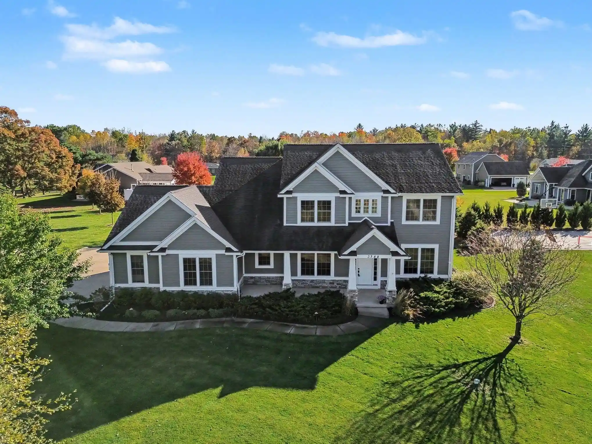 Single family home for sale at 3788 E Susan Ln, Midland, MI 48642 | MLS# 50225908