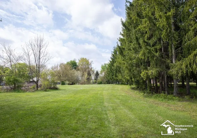 5th image of 4666 E Dunbar Rd Rd, Monroe, MI 48161 | MLS# 50210137