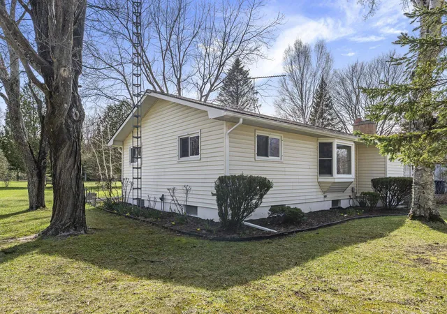 Homes for sale in Cadillac, MI | 1970 E M-115, Cadillac, MI 49601 | MLS# 80067623