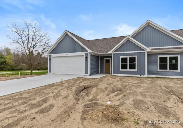 Homes for sale in Belding, MI | 754 Noble Dr, Belding, MI 48809 | MLS# 70528701