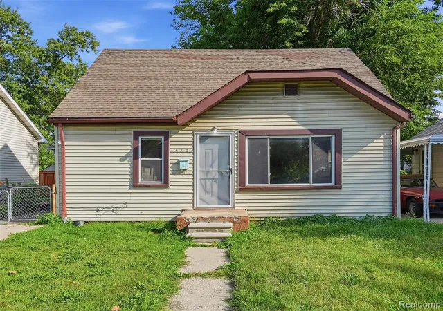 Photo 1 of Single family home for sale at 1761 E Evelyn Ave, Hazel Park, MI 48030 2307 | MLS# 61025662 | Listing updated on 2026-09-04