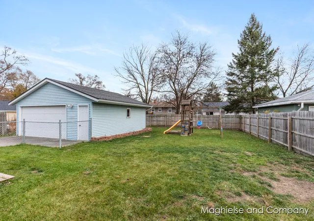 2nd image of 1642 Blanchard St, Wyoming, MI 49519 | MLS# 70515313